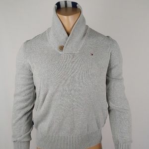 New Tommy Hilfiger Sweater
